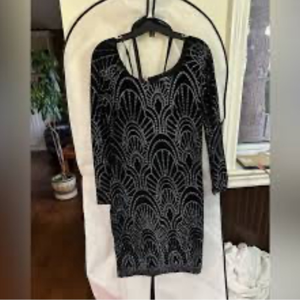 La Château, little black dress